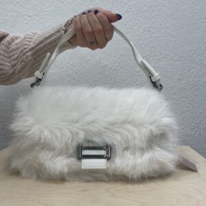 Γούνινη μικρή τσάντα λευκή