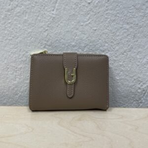 Γυναικείο πορτοφόλι μπεζ