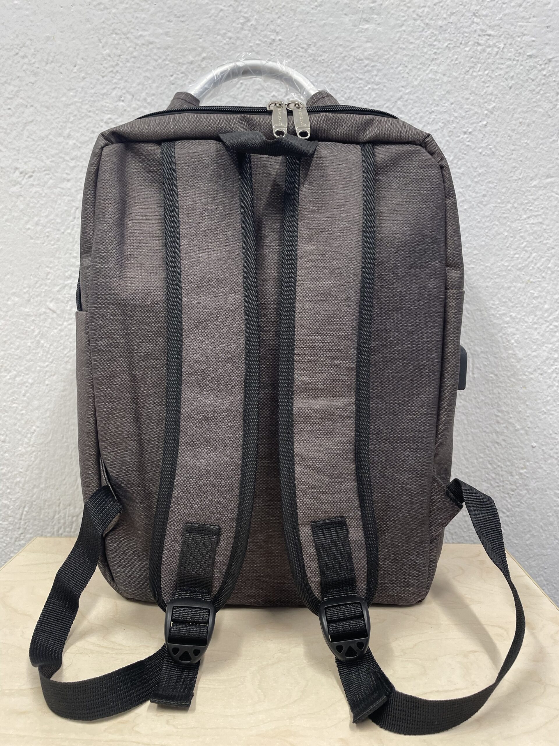 Γκρι Ανδρική Τσάντα με Υποδοχή USB - Image 5