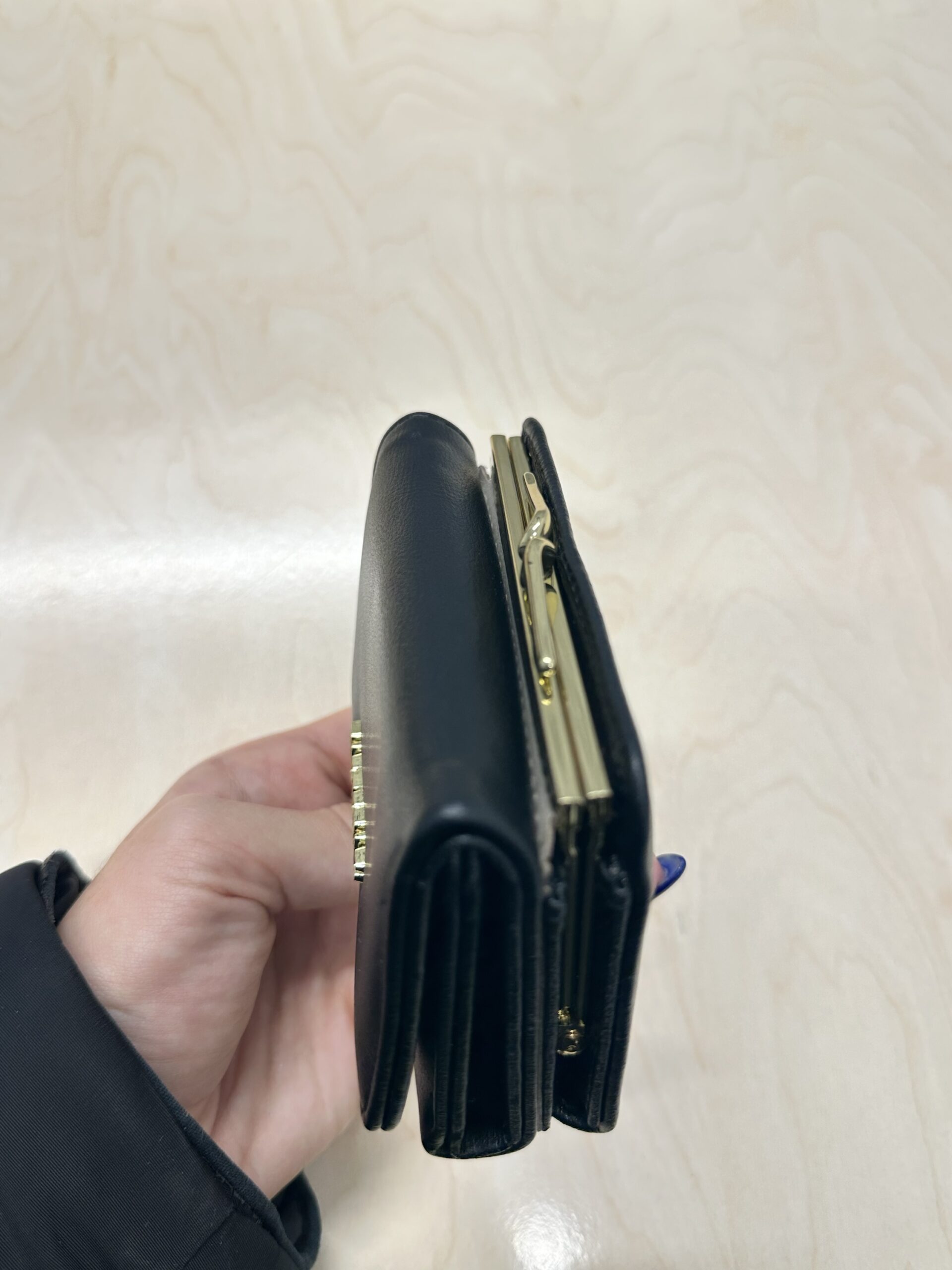 Μικρό Κομψό Πορτοφόλι BAG TO BAG με Χρυσές Λεπτομέρειες - Image 2