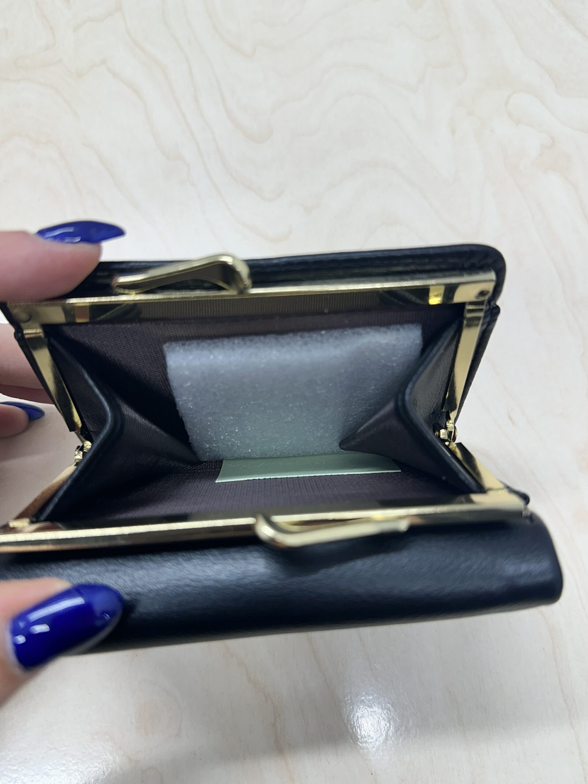 Μικρό Κομψό Πορτοφόλι BAG TO BAG με Χρυσές Λεπτομέρειες - Image 4