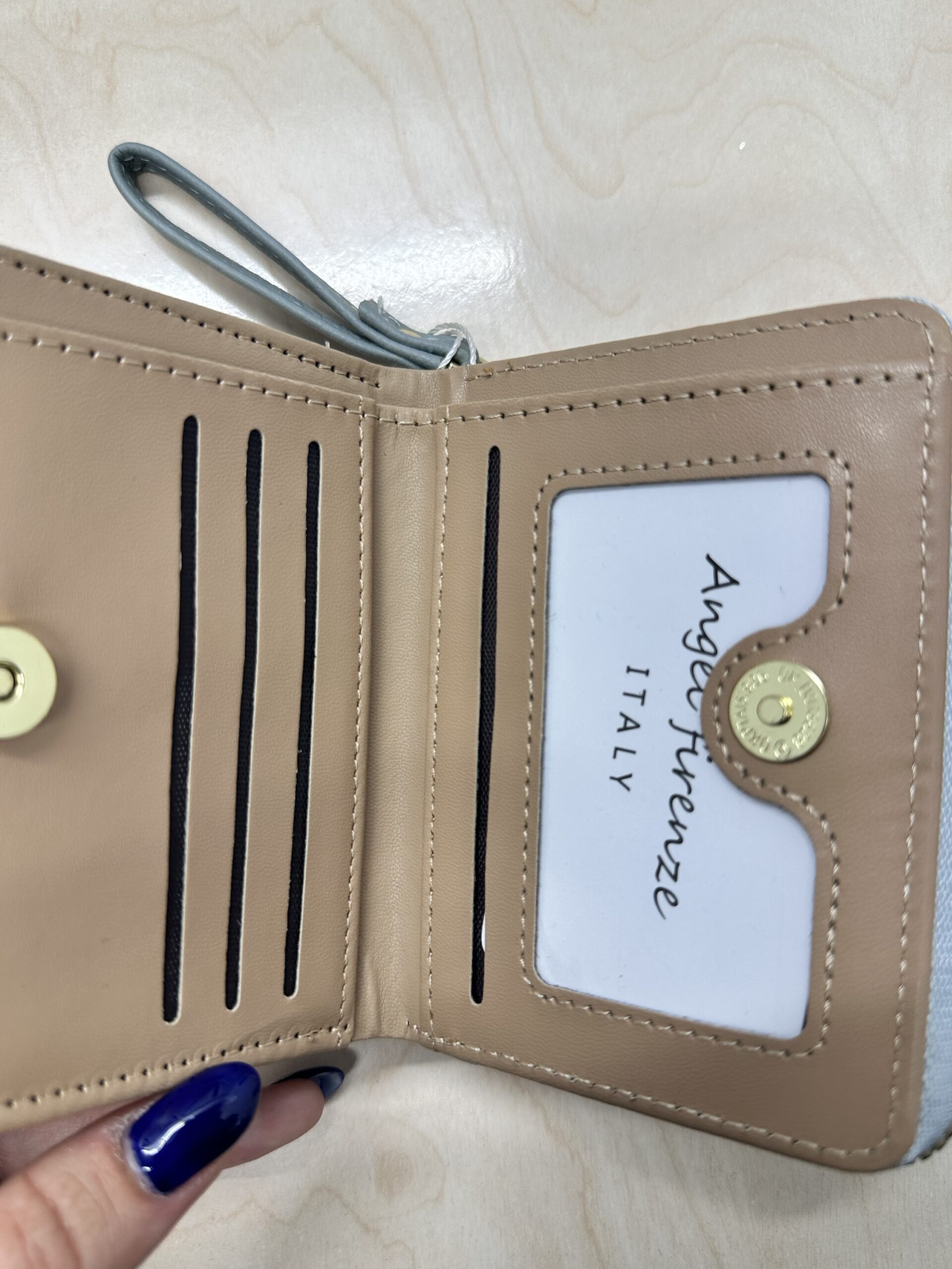 Γυναικείο Πορτοφόλι Mini με Φερμουάρ & Κουμπί – Φυστικί - Image 2