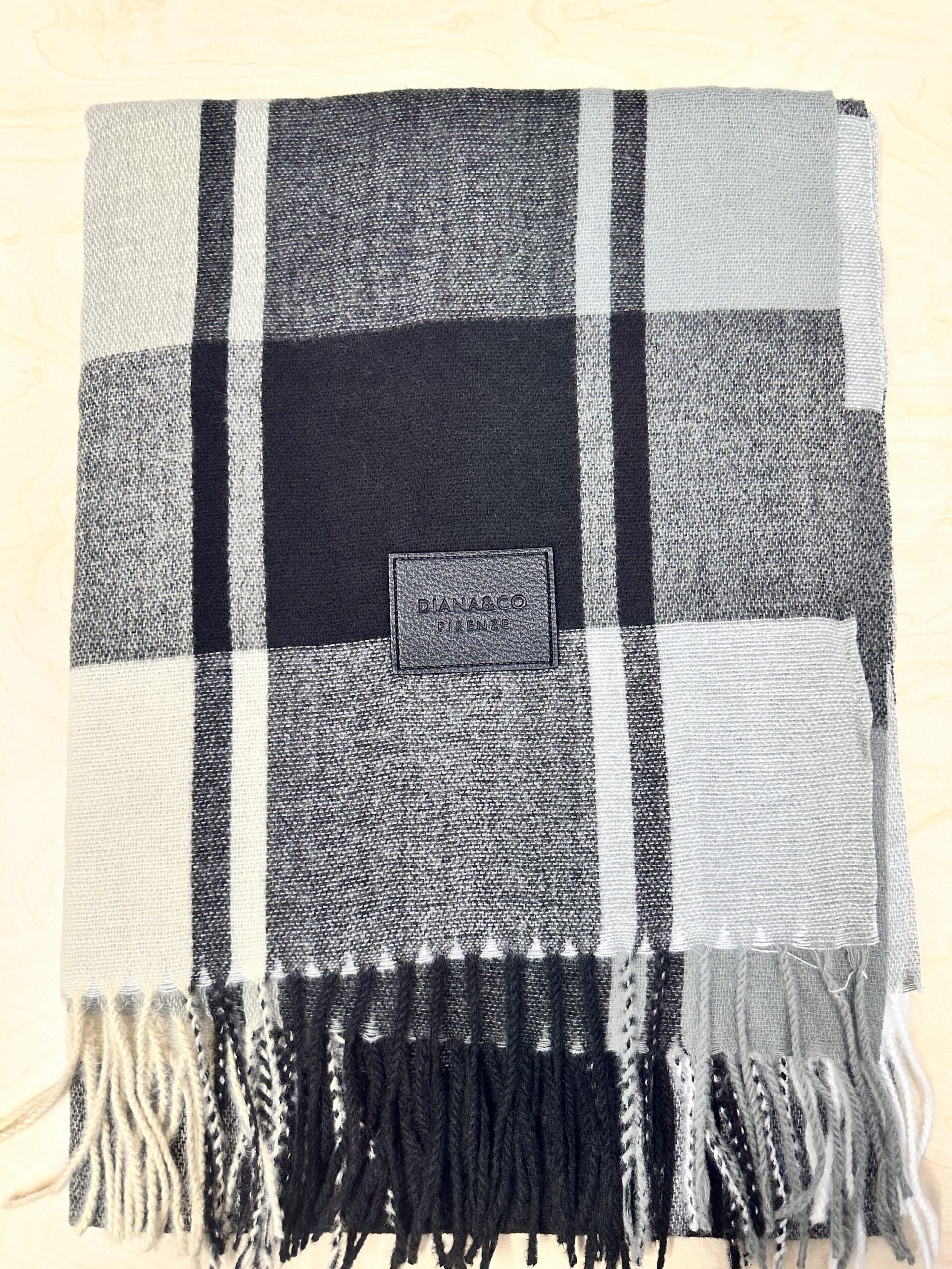Πασμίνα Μαύρο Γκρι Καρό