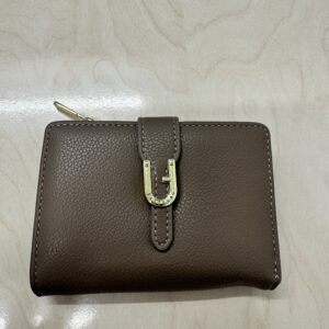 Γυναικείο πορτοφόλι μπεζ