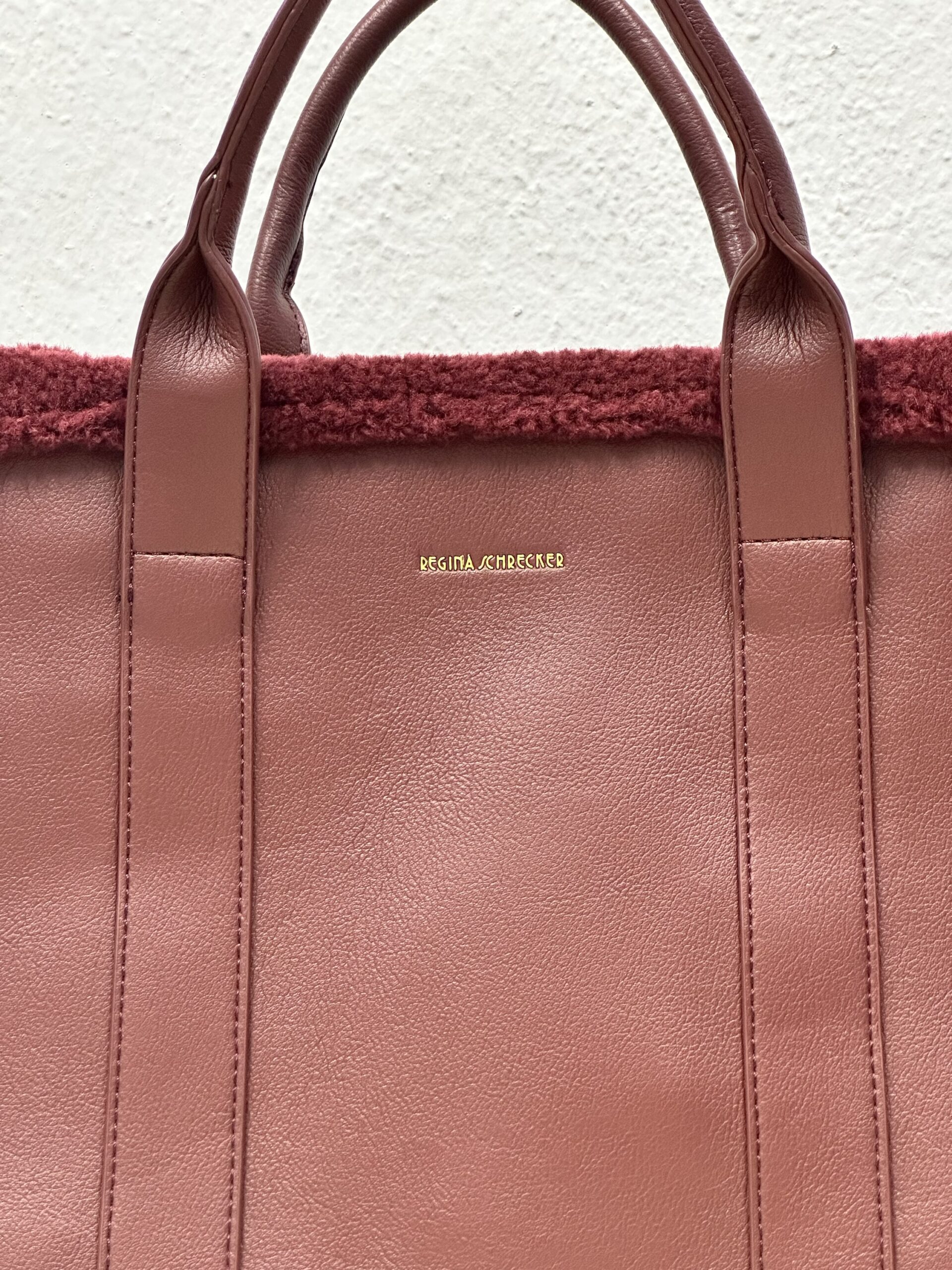 Τσάντα Μπορντό με Γούνα - Image 2