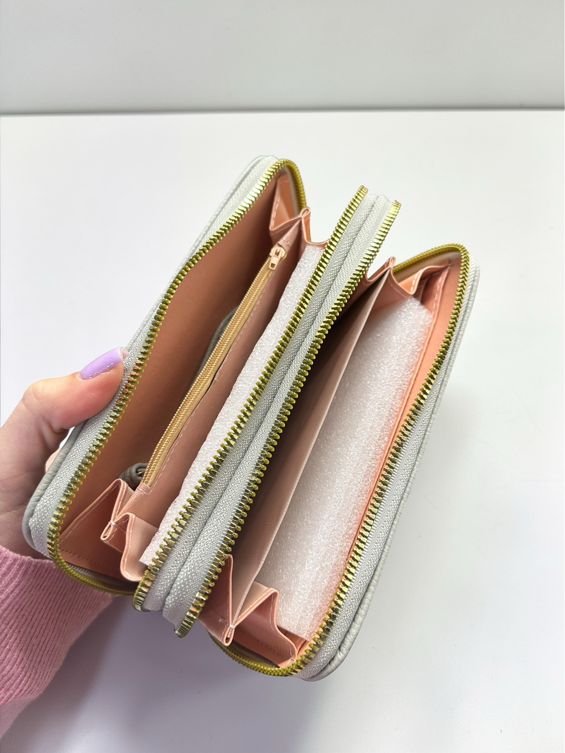 Grey Wallet - Image 2