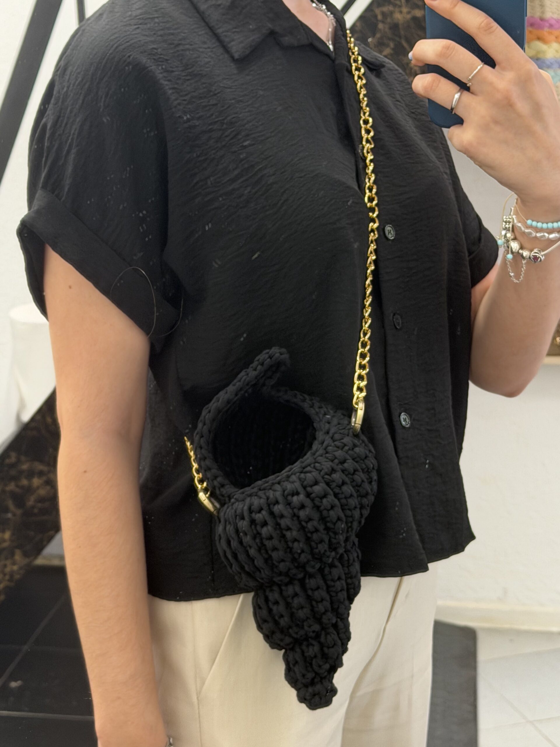 Shell Bag Black 🖤 - Image 3